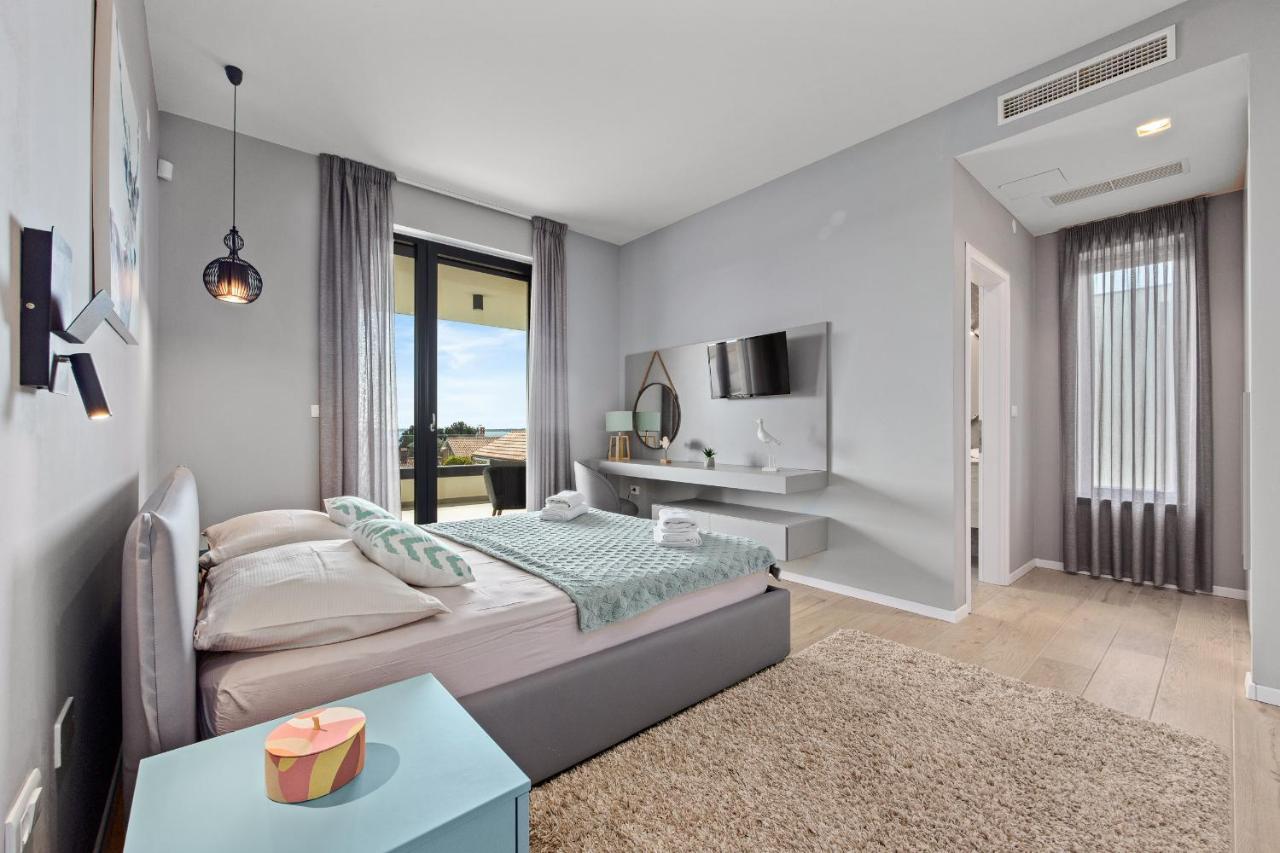 Villa Moon Near The Sea Fazana Bagian luar foto